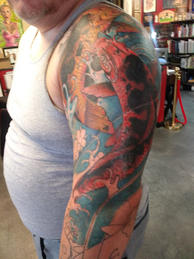 Tattoo Shop «Sacred Hand Tattoo Society», reviews and photos, 960 Parsons Ave, Columbus, OH 43206, USA