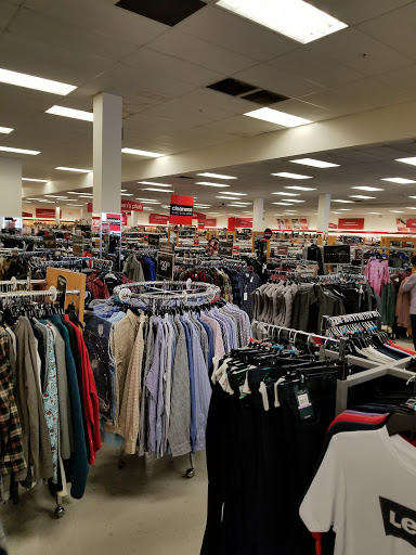 Shopping Mall «Dedham Mall», reviews and photos, 300 Providence Hwy, Dedham, MA 02026, USA