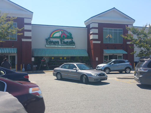 Supermarket «Farm Fresh», reviews and photos, 683 S Hughes Blvd, Elizabeth City, NC 27909, USA