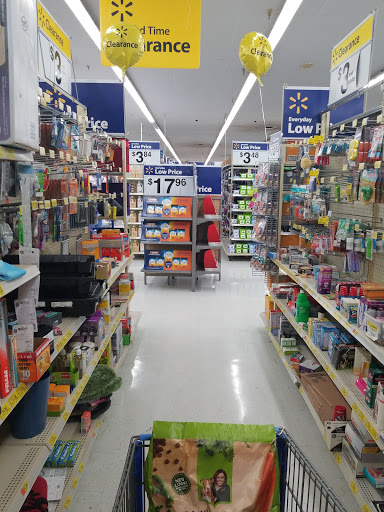 Discount Store «Walmart», reviews and photos, 795 Texas Ave, Bridge City, TX 77611, USA