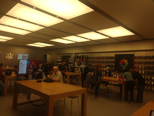 Computer Store «Apple Vintage Faire», reviews and photos, 3401 Dale Rd, Modesto, CA 95356, USA