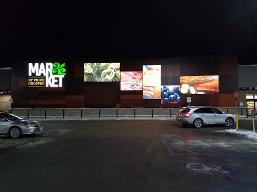 Market 32, 3045 NY-50, Saratoga Springs, NY 12866, USA, 