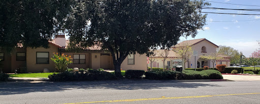 Self-Storage Facility «StorQuest Self Storage», reviews and photos, 454 W Baseline Rd, Claremont, CA 91711, USA