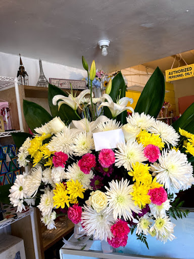 Florist «Genesis Flower And Gift Shop», reviews and photos, 1801 N Garey Ave, Pomona, CA 91767, USA