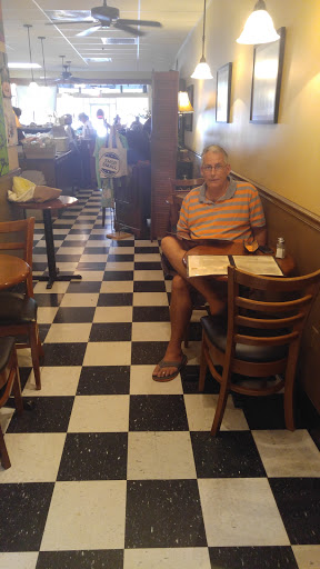 Cafe «Waverly Cafe», reviews and photos, 123 N Court Square, Waverly, TN 37185, USA