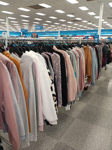 Clothing Store «Ross Dress for Less», reviews and photos, 4311 Norfolk Pkwy, West Melbourne, FL 32904, USA