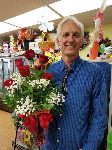 Florist «Roadrunner Florist», reviews and photos, 2007 W Bethany Home Rd, Phoenix, AZ 85015, USA