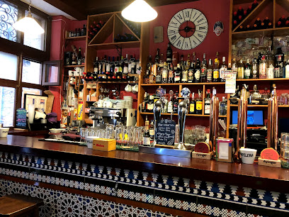 Bar Rubi - C. Escuderos, 4, 40001 Segovia, Spain