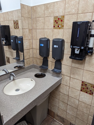 Fast Food Restaurant «Chick-fil-A», reviews and photos, 44835 Lakeview Overlook Plaza, Ashburn, VA 20147, USA