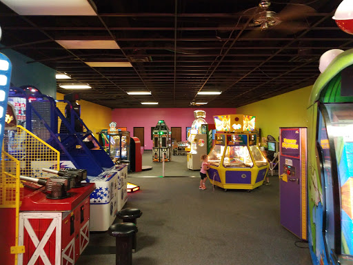 Bowling Alley «West Ridge Lanes Family Fun», reviews and photos, 1935 SW Westport Dr, Topeka, KS 66604, USA