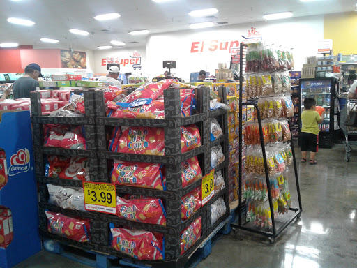 Grocery Store «El Super», reviews and photos, 9710 Woodman Ave, Pacoima, CA 91331, USA