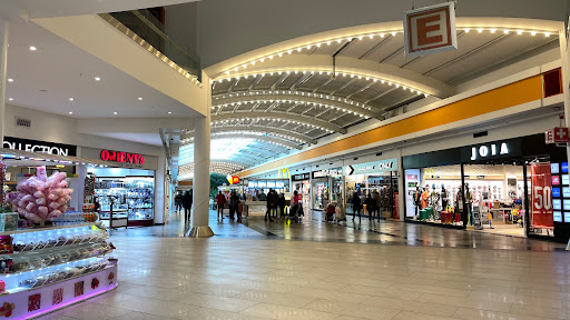 Antalya Outlet Mall Fashion Store