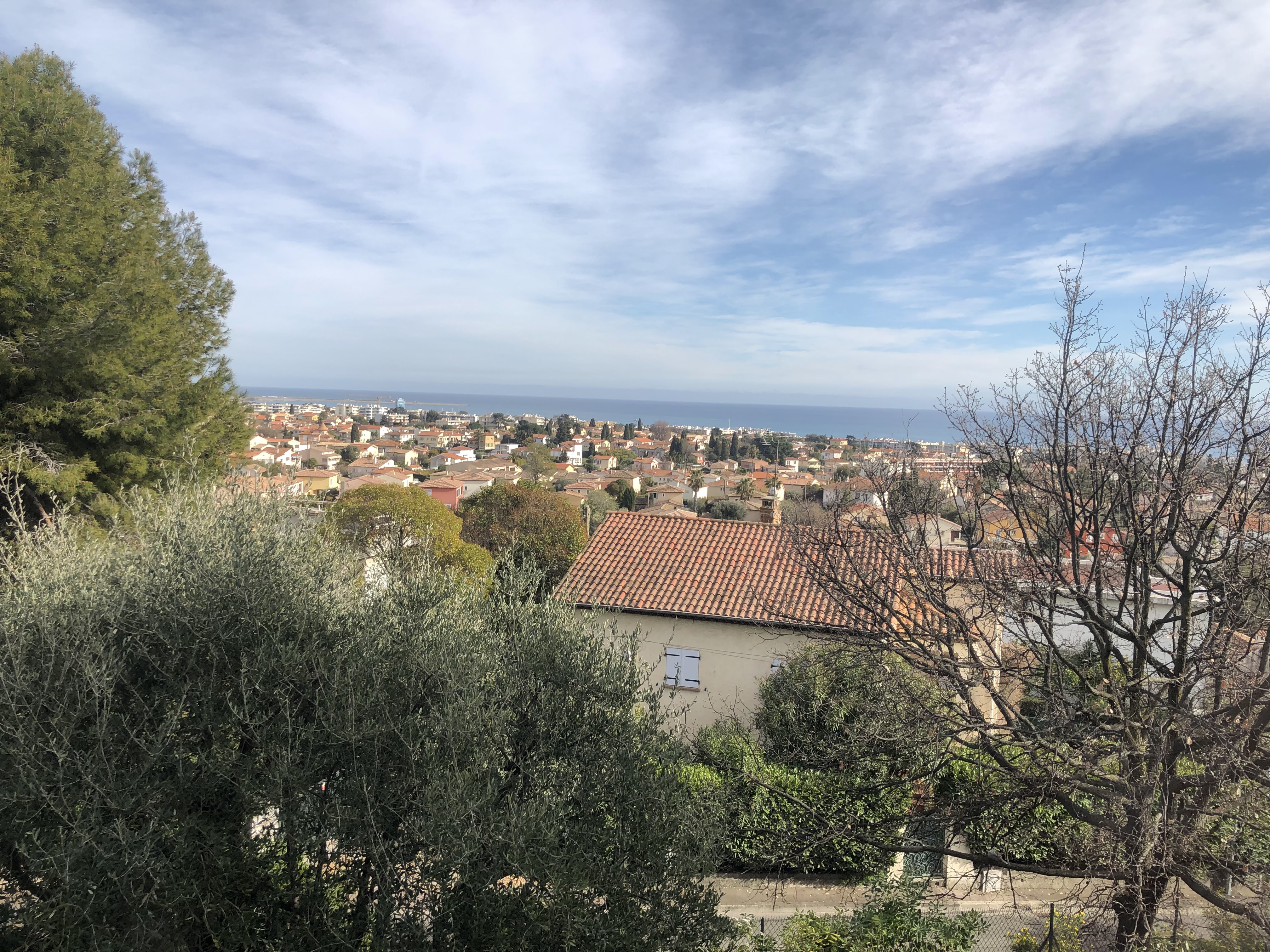Photo n° 48 de l'avis de Denis.u fait le 25/04/2019 à 10:20