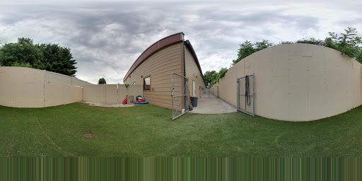 Dog Day Care Center «Pet Me Scratch Me», reviews and photos, 2551 E Main St, Onalaska, WI 54650, USA