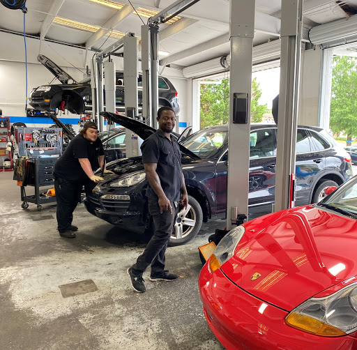 Auto Repair Shop «Friendship Complete Automotive Care», reviews and photos, 393 US-23, Suwanee, GA 30024, USA