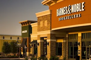 Barnes & Noble image