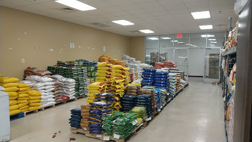 Grocery Store «INDU INDIAN GROCERY STORE (INDU CONVENIENT STORE)», reviews and photos, 4925 W Market St #1104, Greensboro, NC 27407, USA