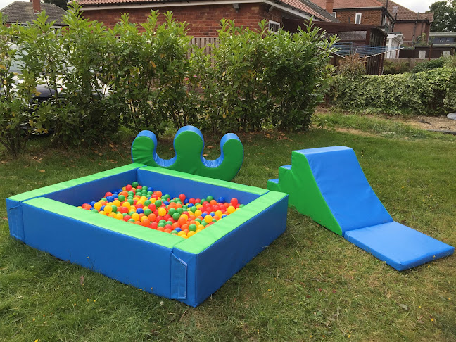 Comments and reviews of 123 Bouncy Castles Doncaster