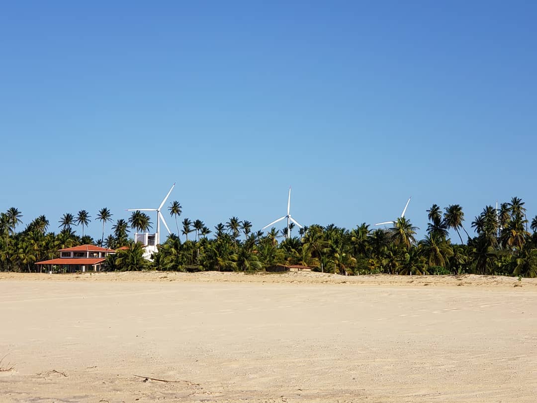 Photo of Cardeiro Beach and the settlement