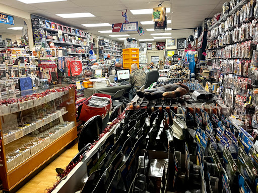 Video Game Store «M & J Video Games & Sports Collectibles», reviews and photos, 1049 Queen St, Southington, CT 06489, USA