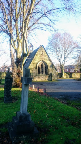 Comments and reviews of Atherton Cemetery
