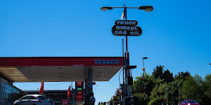 Texaco Service Station, Kiernan's