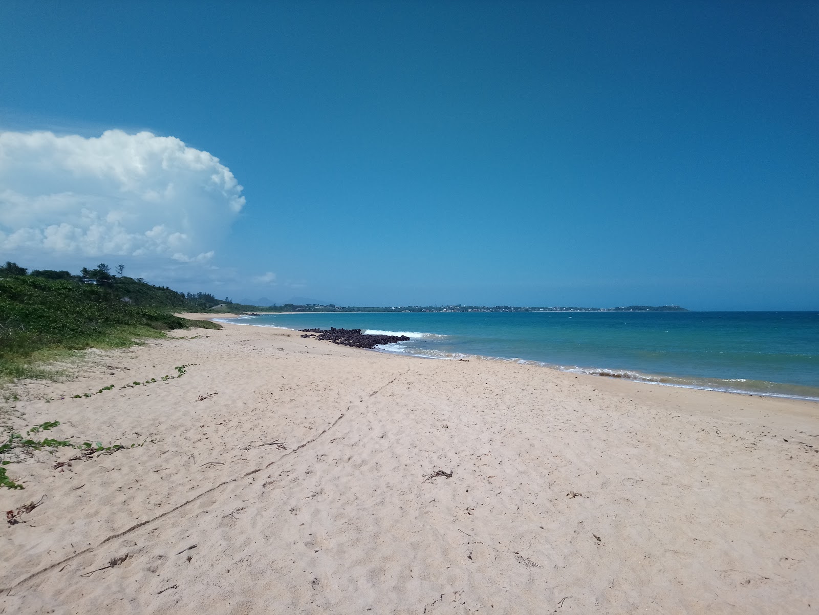 Foto de Praia Da Guanabara - lugar popular entre os apreciadores de relaxamento