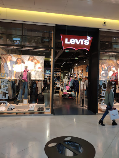 Levi's® Les Terrasses du Port