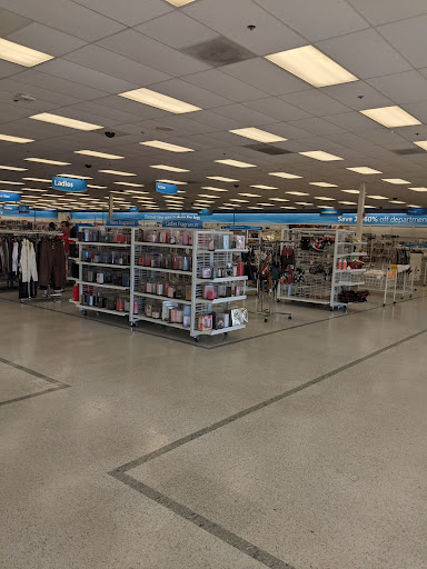 Clothing Store «Ross Dress for Less», reviews and photos, 1700 Lake Woodlands Dr, The Woodlands, TX 77380, USA