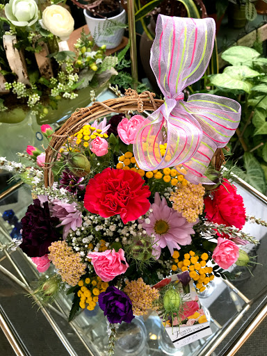 Florist «Crystals Flowers & Gifts», reviews and photos, 17314 Pacific Ave S, Spanaway, WA 98387, USA