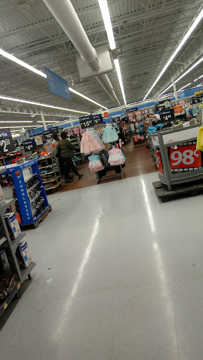 Department Store «Walmart Supercenter», reviews and photos, 28804 Gratiot Ave, Roseville, MI 48066, USA