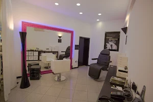 Cerioni Hairdressers Men and Women Fermignano image