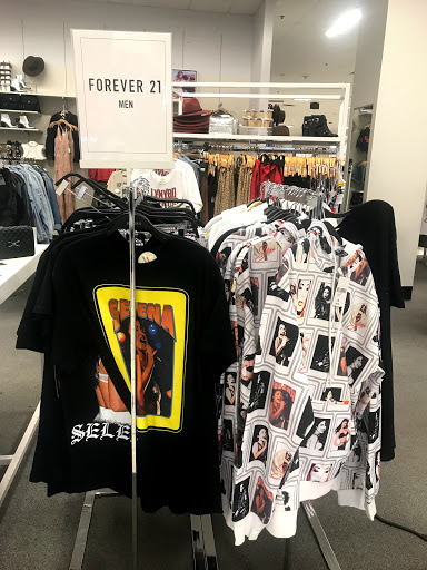 Clothing Store «Forever 21», reviews and photos, 200 Inland Center Dr, San Bernardino, CA 92408, USA