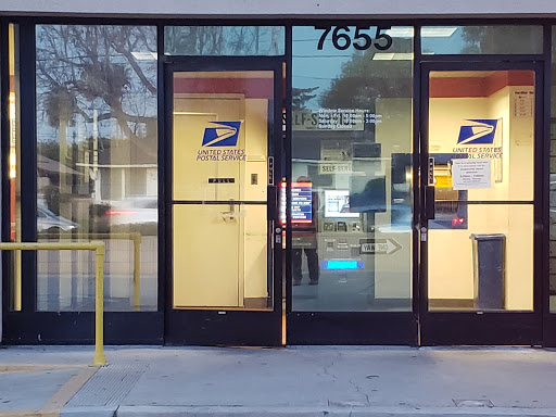 Post Office «United States Postal Service», reviews and photos, 7655 Winnetka Ave, Winnetka, CA 91306, USA