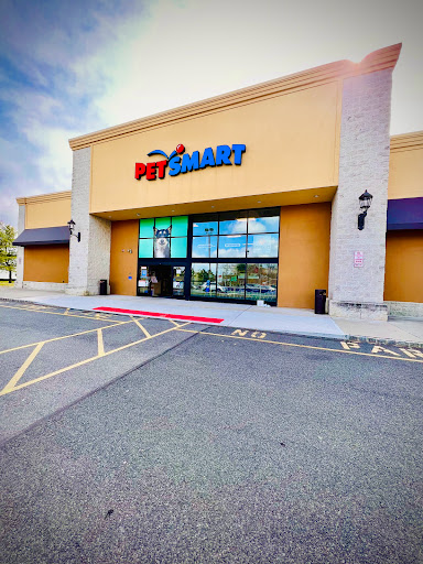 PetSmart, 190 Rt 10 West, East Hanover, NJ 07936, USA, 
