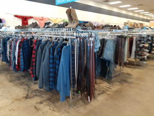 Thrift Store «Goodwill Central Texas - Georgetown», reviews and photos, 3010 Williams Dr #137, Georgetown, TX 78628, USA