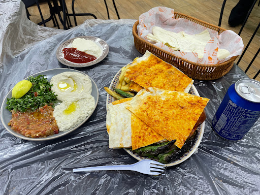 مطعم السفير القديم 