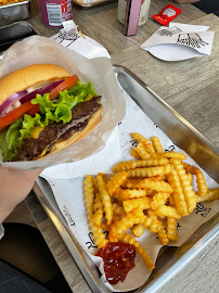 Frite du Restauration rapide ROAR Burger // Smashburger 💥& Flavours❤️‍🔥Paris 14e - n°15