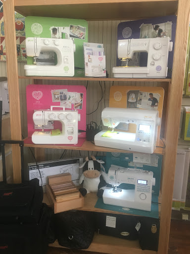 Quilt Shop «Thimbles», reviews and photos, 940 S State St, Lockport, IL 60441, USA