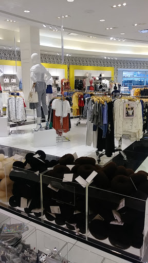 Clothing Store «Forever 21», reviews and photos, 1201 Main St 101& 201, Houston, TX 77002, USA
