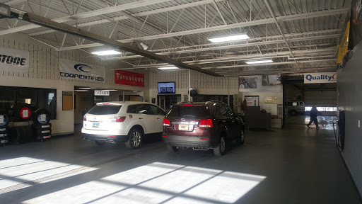 Car Dealer «Lunde Auto Center», reviews and photos, 140 40th St S, Fargo, ND 58103, USA