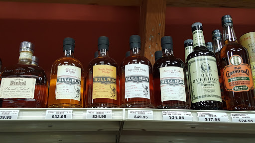 Liquor Store «Sandy Liquor Store», reviews and photos, 38755 Pioneer Blvd, Sandy, OR 97055, USA