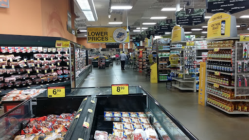 Grocery Store «Kroger», reviews and photos, 400 S Maple Rd, Ann Arbor, MI 48103, USA