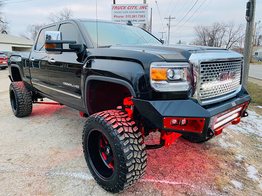 Used Truck Dealer «Truck City Inc», reviews and photos, 145 NE Broadway Ave # 2, Des Moines, IA 50313, USA