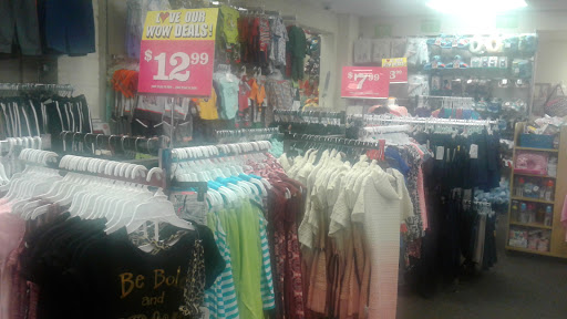 Discount Store «Fallas Discount Stores», reviews and photos, 10310 Sepulveda Blvd, Mission Hills, CA 91345, USA