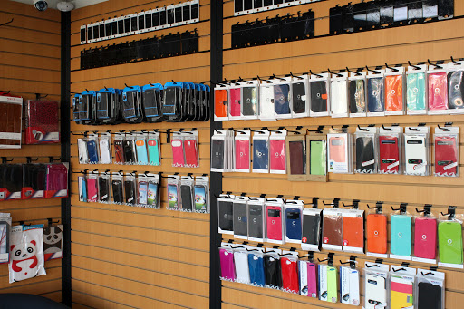 Electronics Repair Shop «Cell Spot Cell Phone Repair», reviews and photos, 1622 Edinger Ave E, Tustin, CA 92780, USA