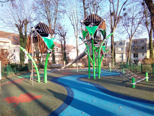 Espace de jeux pour enfants à Garges-lès-Gonesse