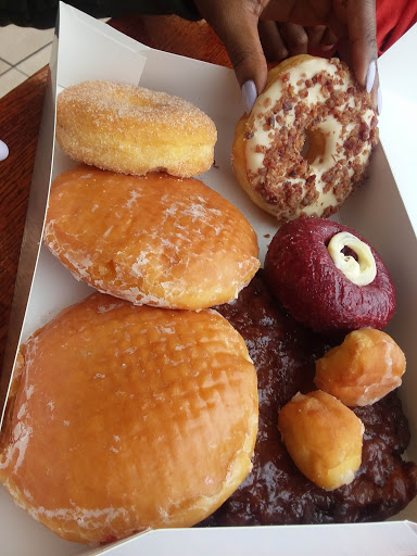Donut Shop «Holey Sweet Donuts», reviews and photos, 90 GA-138 b, Stockbridge, GA 30281, USA