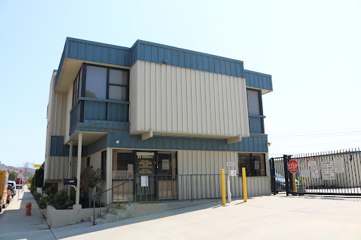 Self-Storage Facility «Golden State Storage - Oak Avenue», reviews and photos, 26825 Oak Ave, Santa Clarita, CA 91351, USA