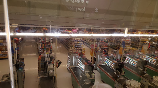 Grocery Store «Stop & Shop», reviews and photos, 25 Faunce Corner Rd, North Dartmouth, MA 02747, USA